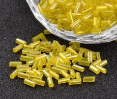 Rocailles bugle geel 2x6mm - 100 Gram (2400stuks) - #492238